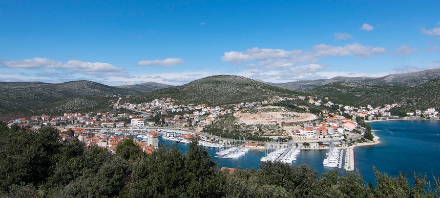 Dufour 44 | Sunsail 24