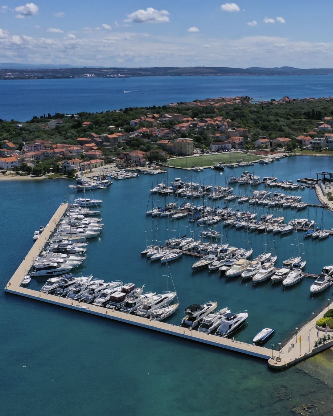 Quicksilver 555 Open | Wave