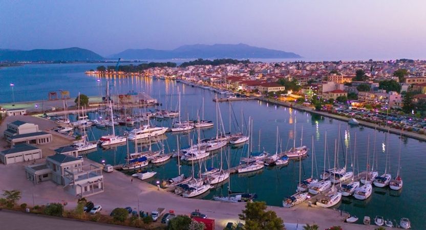 Lagoon 42 | Aeolian Breeze