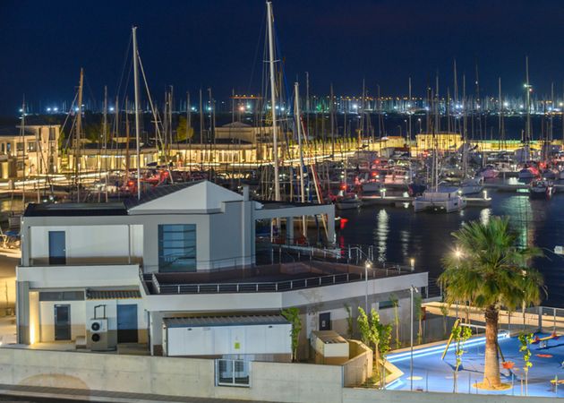 Lagoon 42 | Aeolian Breeze