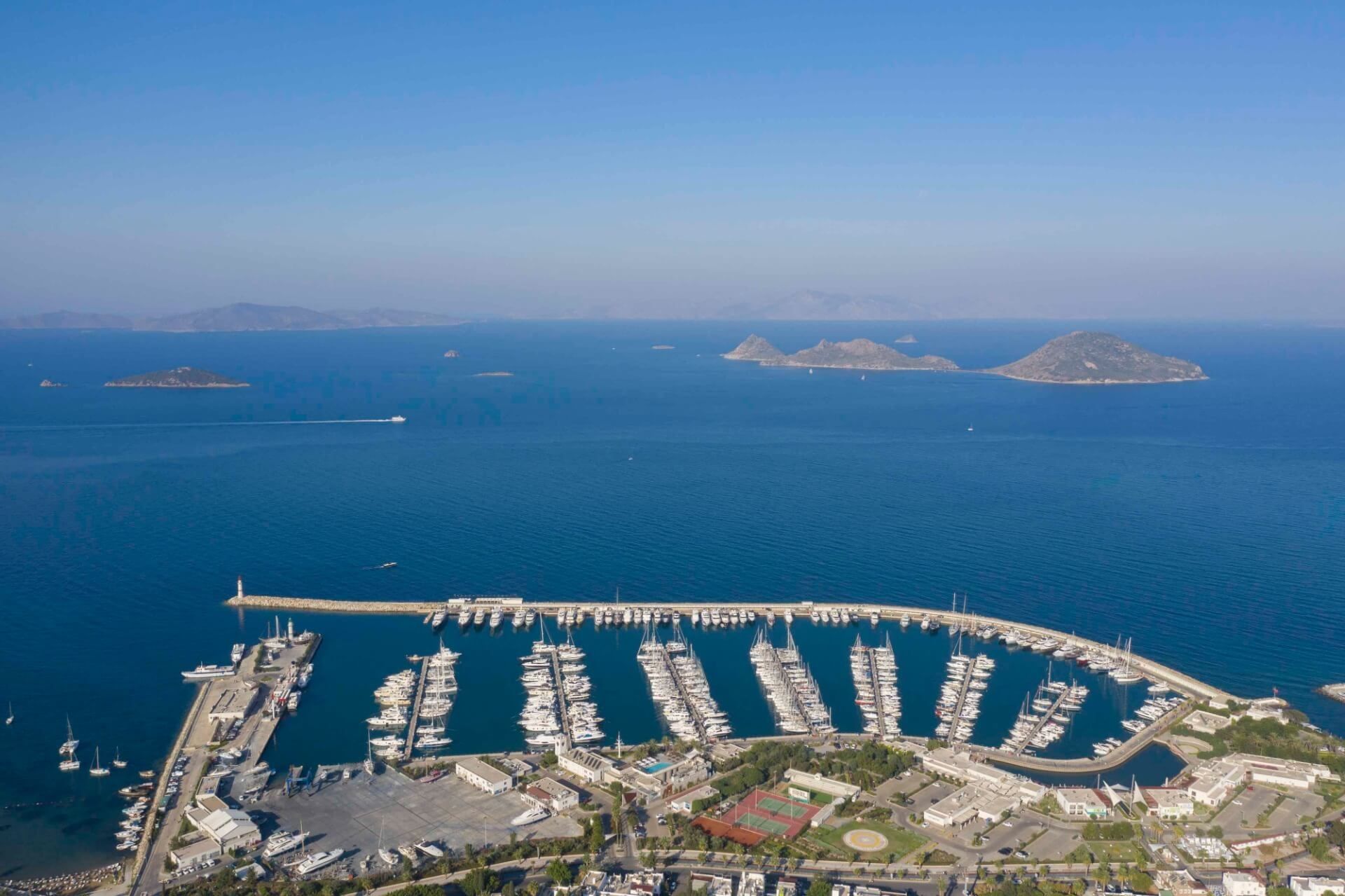 Bavaria Cruiser 46 | T-Rex