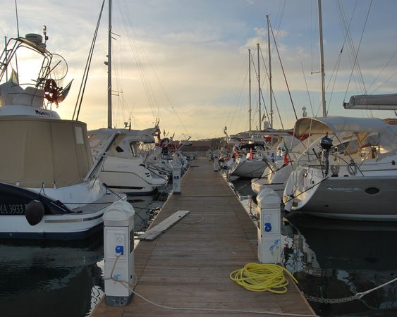 Blu Martin 58 | Lady R