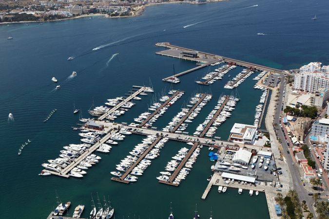 Lagoon 450 F | Paula