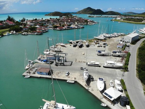 Fountaine Pajot Saona 47 | Palissandre