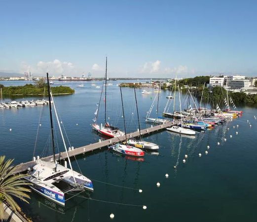 Fountaine Pajot Lucia 40 | Happy Hour