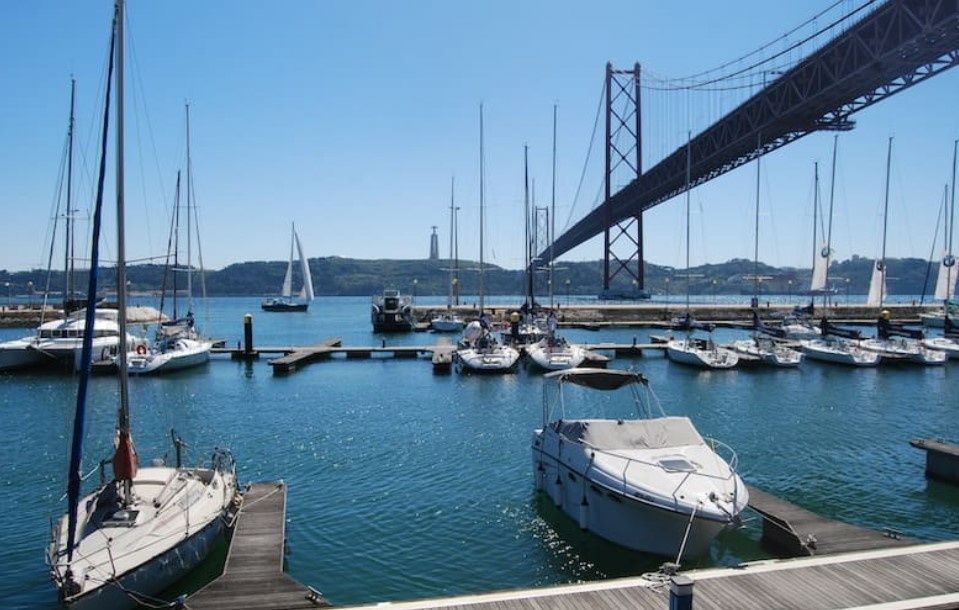 Elan 514 Impression | Why Knot