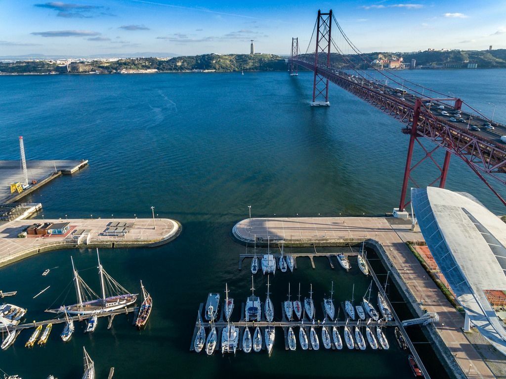 Elan 514 Impression | Why Knot