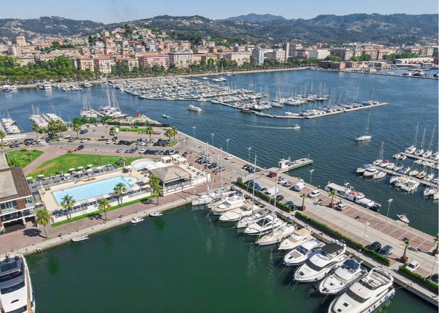 Salpa Soleil 23 | 25