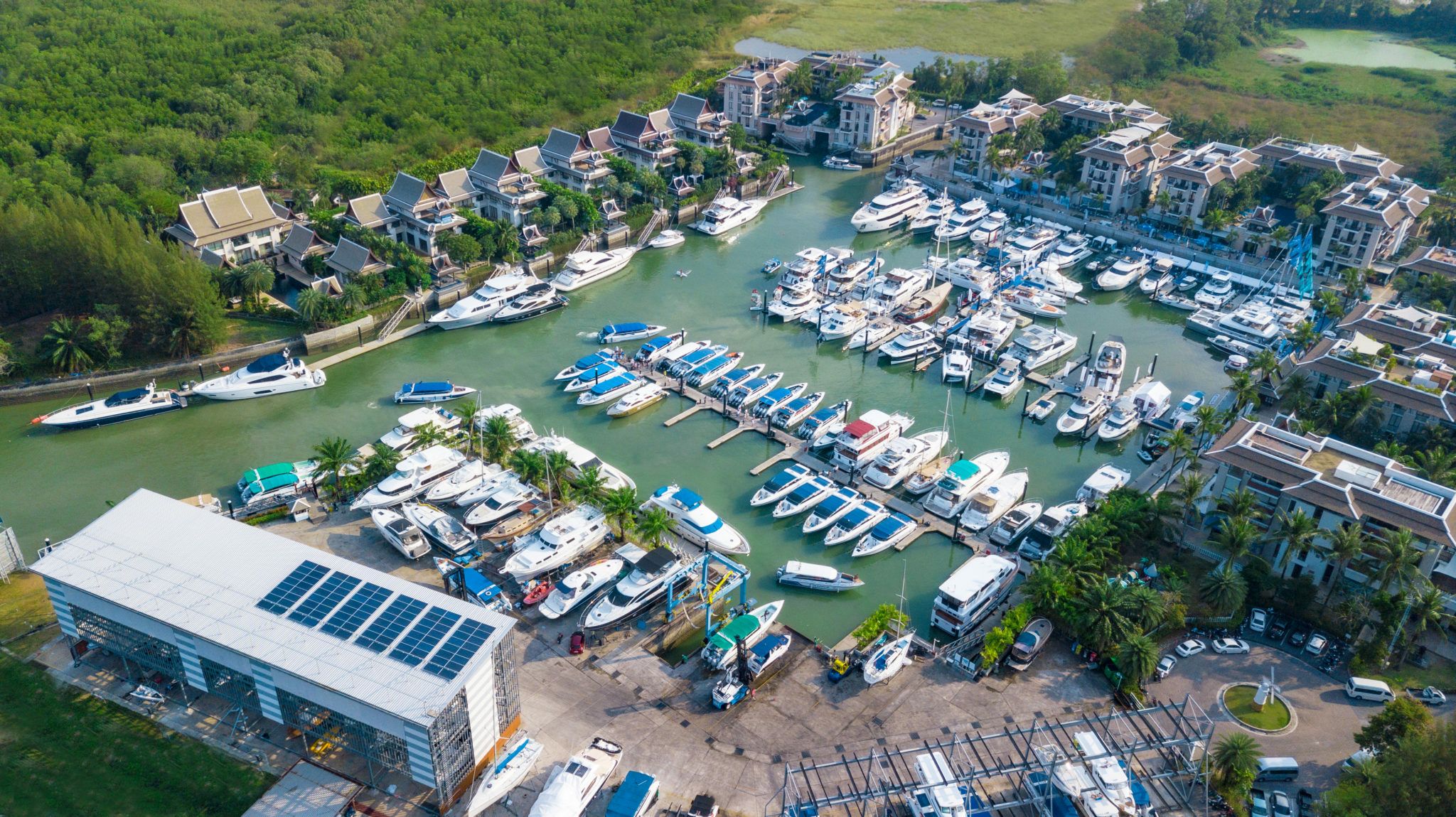 Leopard 27 Open | Moon Glider