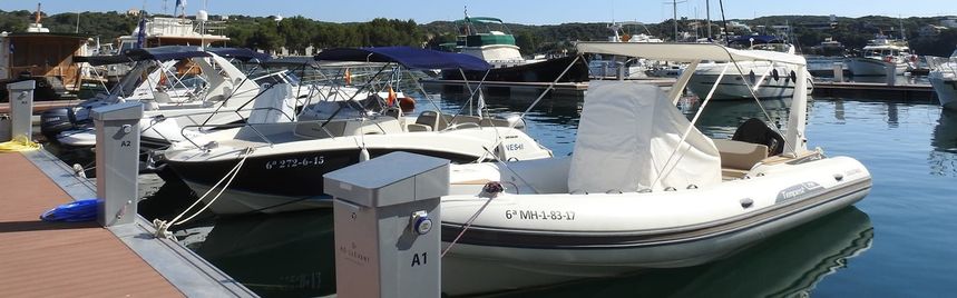 Jeanneau Cap Camarat 9.0 CC | Menorcamar 10