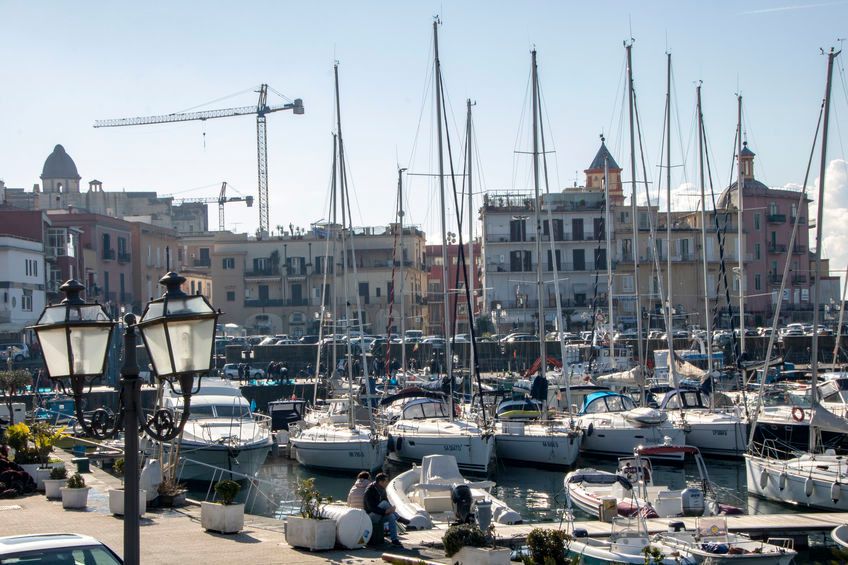 Porto di Pozzuoli