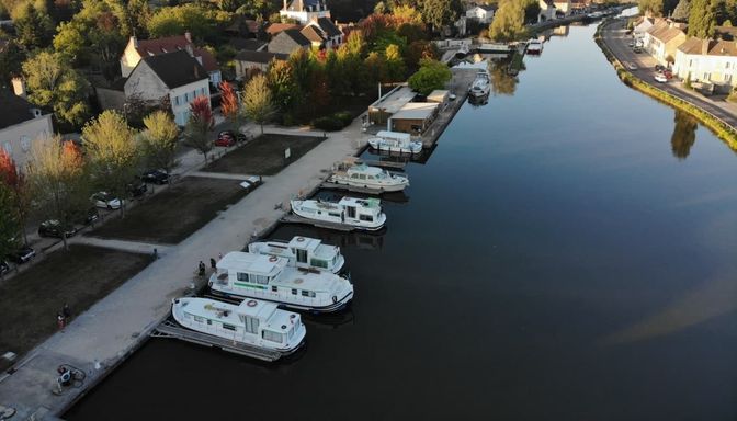 Locaboat Holidays Saint-Léger-sur-Dheune