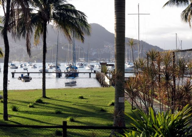 Lagoon 42 | Byc Salvador