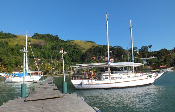 Lagoon 42 | Byc Salvador