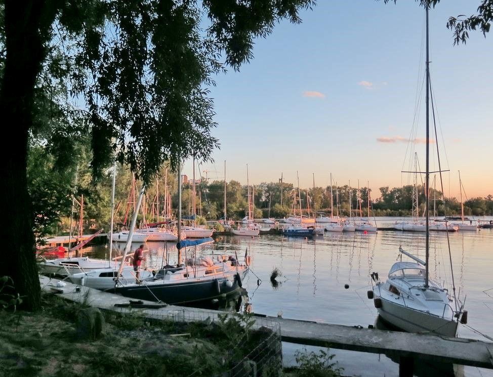 Custom Built 26 | Slavyana