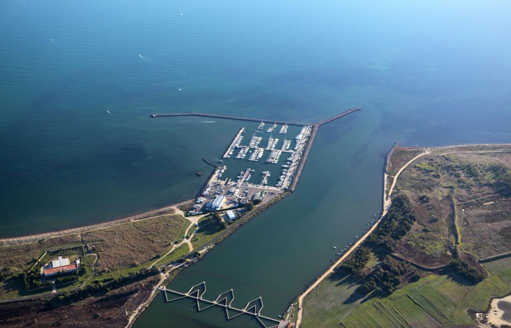 Beneteau Oceanis 35 | Guia