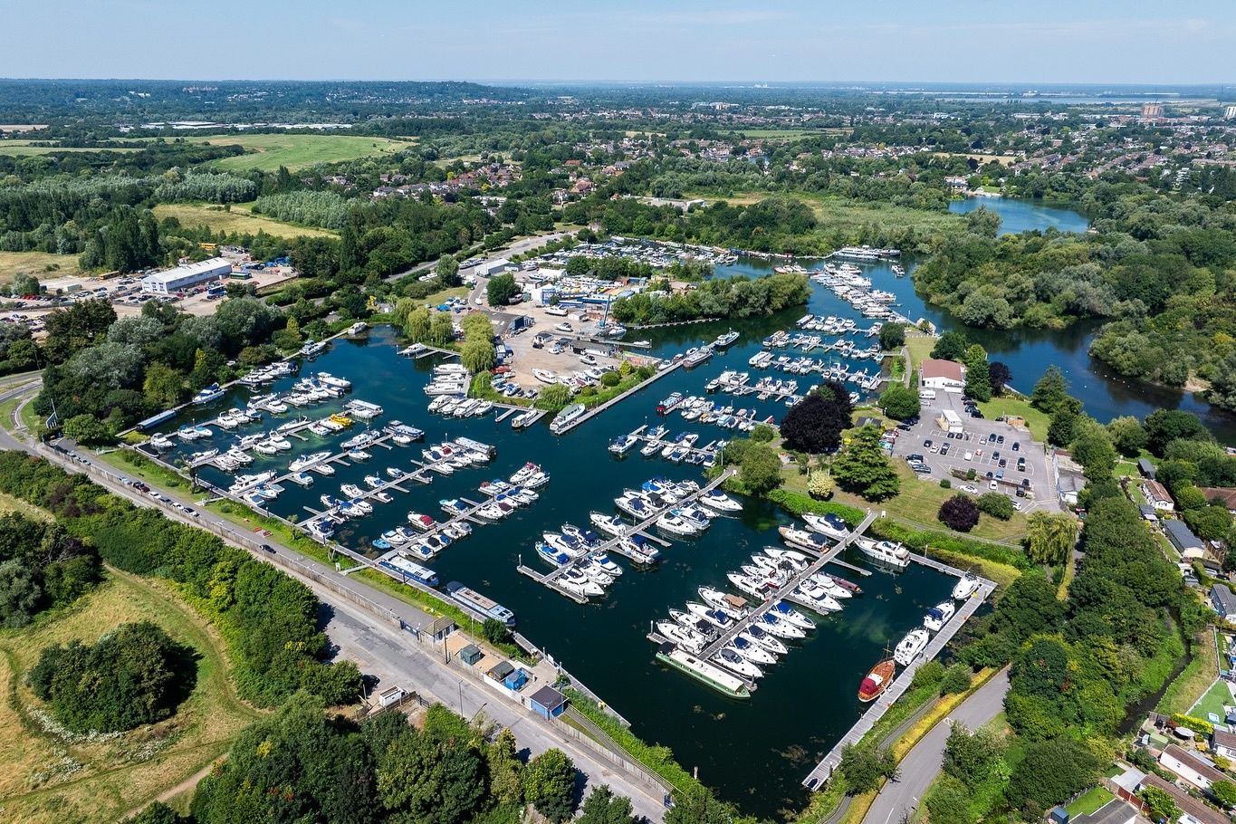 Le Boat Crusader | BF Chertsey