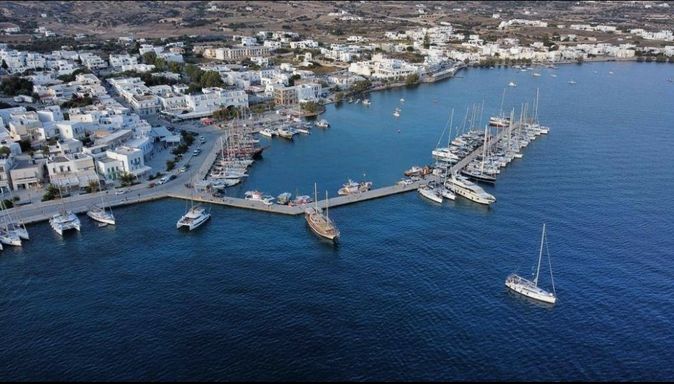 Adamas Marina
