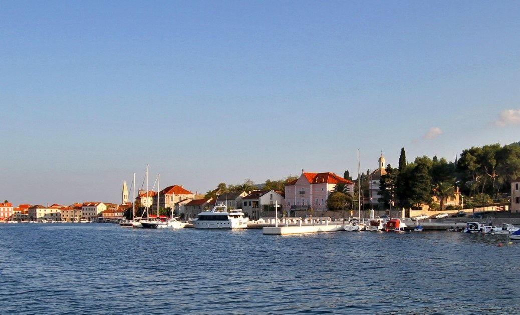 Custom Built 33 | Rona 1