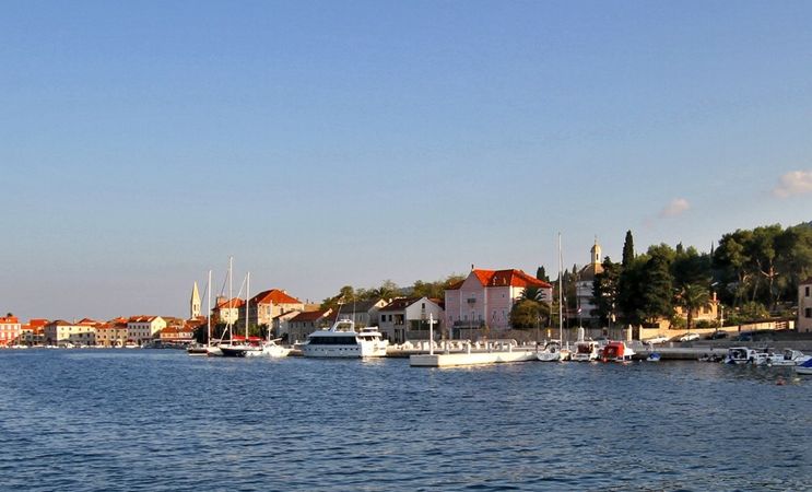 Custom Built 33 | Rona 1