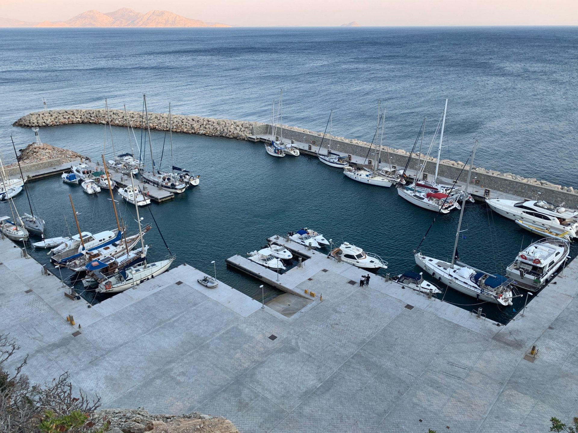 Old Marina Agios Kirikos