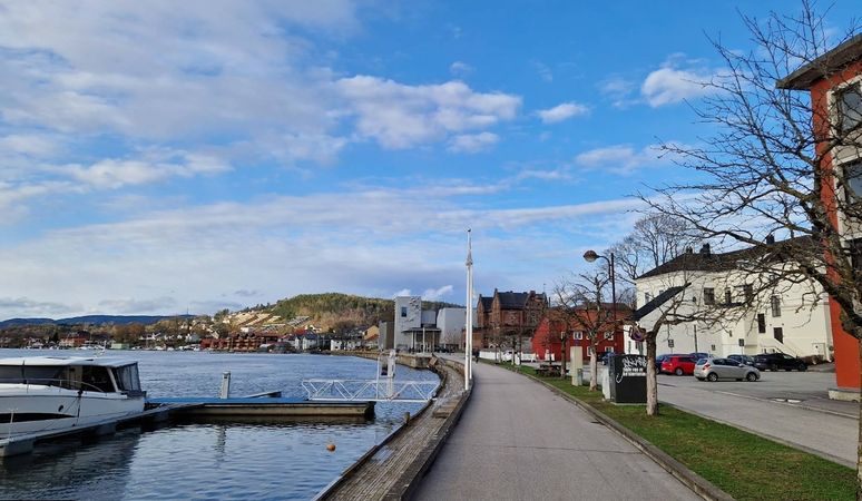 Greenline 33 | Dalen Electric yacht