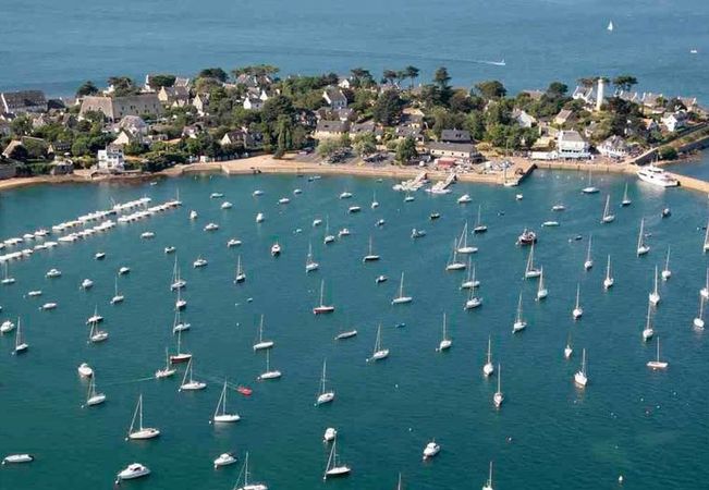 Beneteau Oceanis 321 | Sgafd
