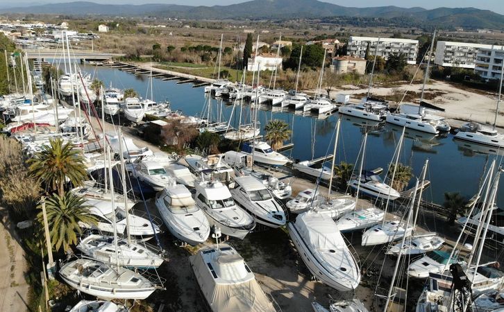 Nautitech 40 | Grelots