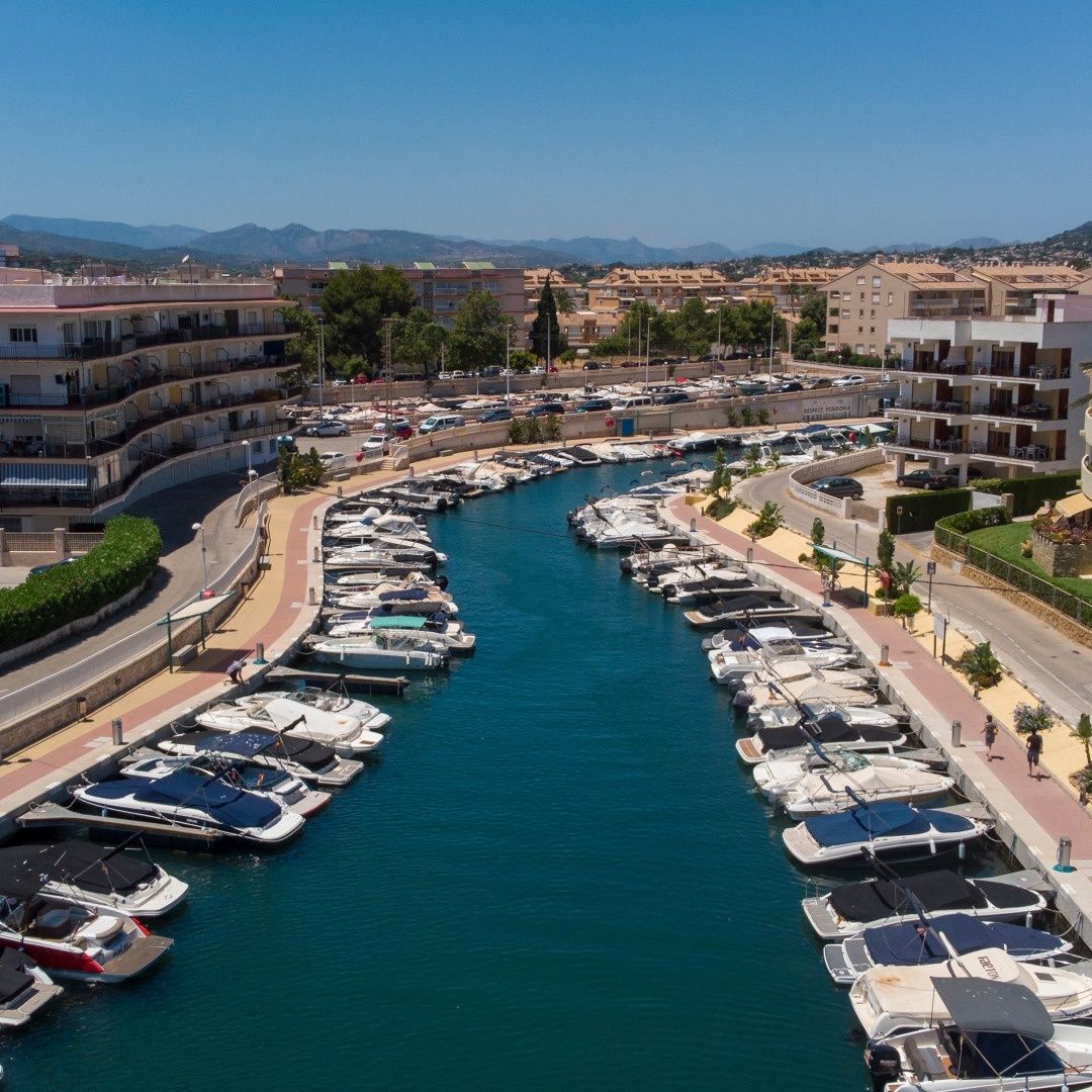 Bali Catspace | Fontana