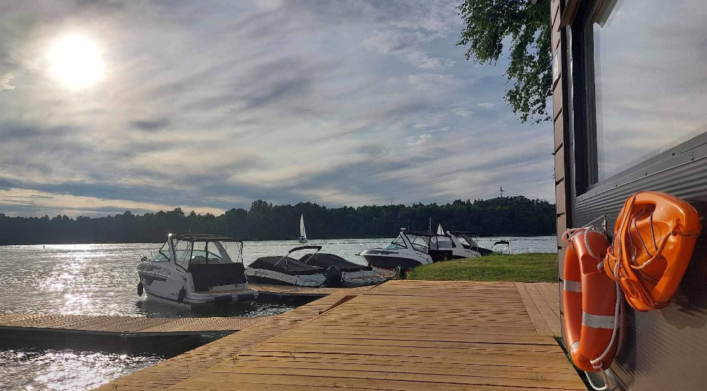 Bayliner VR5 OE | Kori