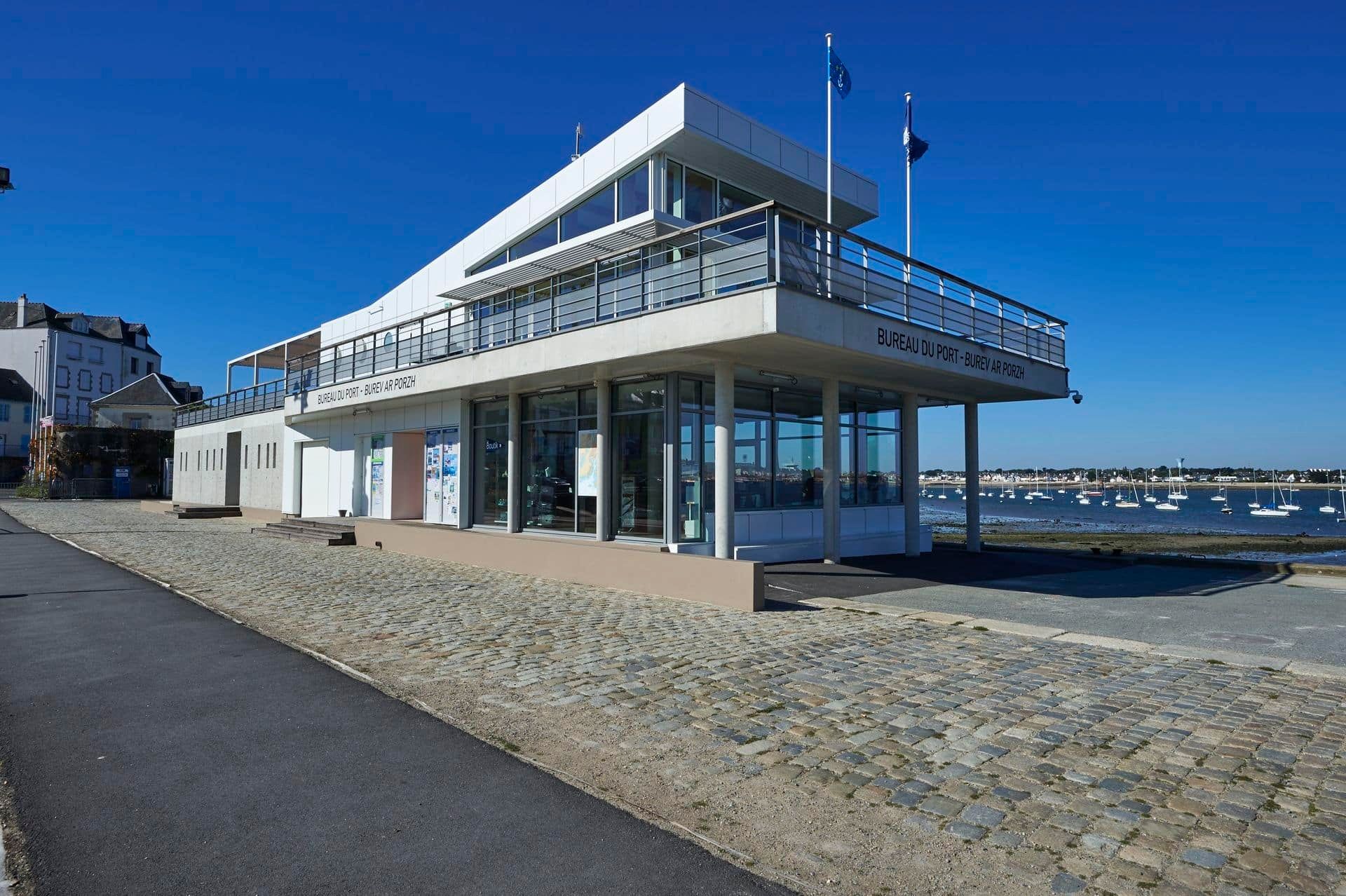 Bombard Explorer 700 | Tango