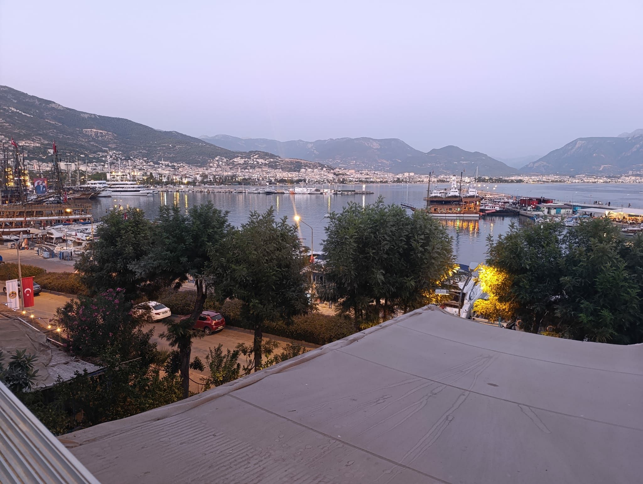 Custom Built 44 | Khaleesi