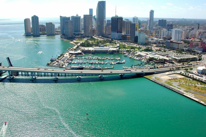 Azimut 86 S | Leonardo