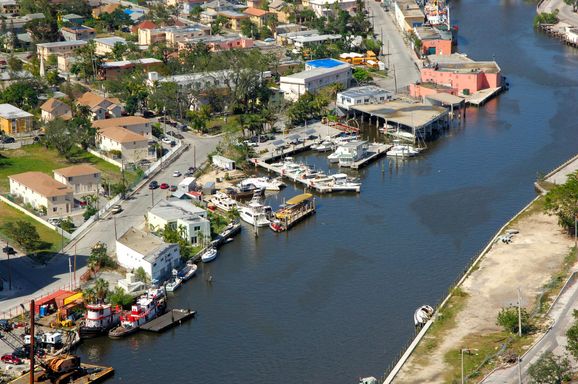 Marina Miami River
