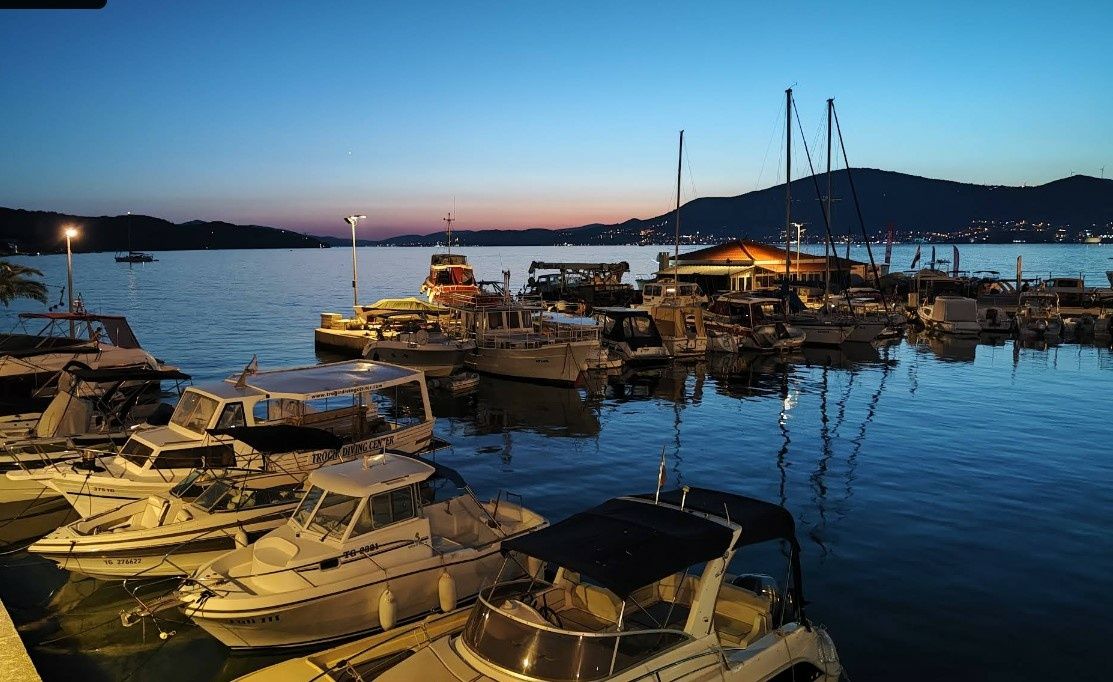 Atlantic Marine 670 | 21