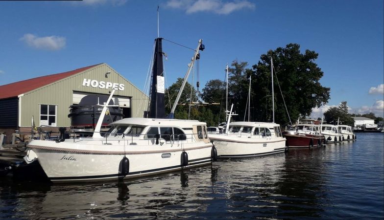 Linssen 35 AC | Romina