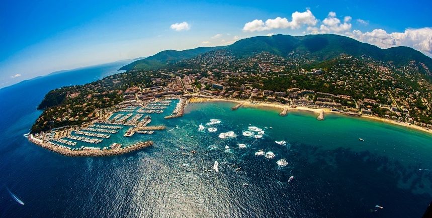 MedYacht 42 | Layback